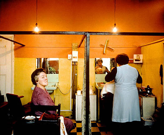 During the Salford Project Martin Parr was attracted to small, old fashioned shops such as Betty's hairdressing salon. 1986